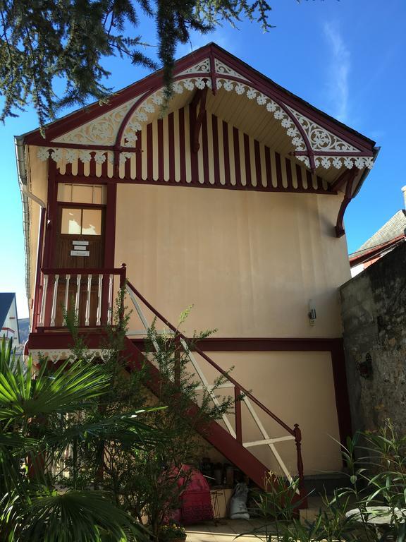 Chalet Des Palmiers Bagnères-de-Bigorre Εξωτερικό φωτογραφία